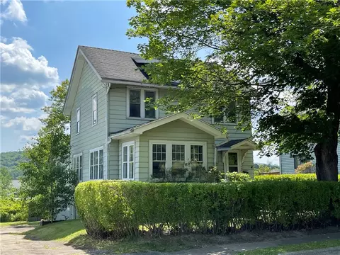 120 Seaward Ave, Bradford, PA 16701