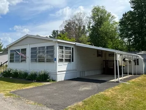 75 Nancy Dr, Fenton, NY 13746