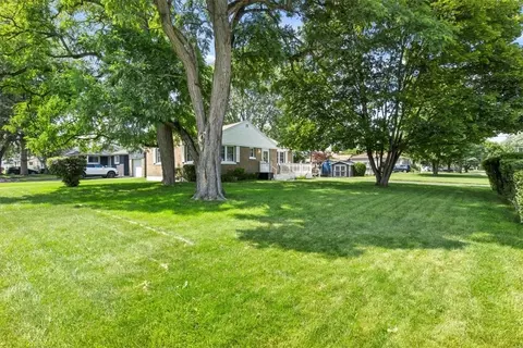 3274 Lyell Rd, Gates, NY 14606