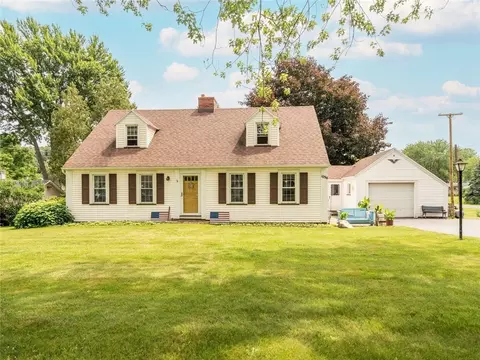 1094 Route 21 S, Palmyra, NY 14522