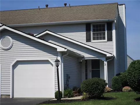 61 Camberley Pl, Penfield, NY 14526