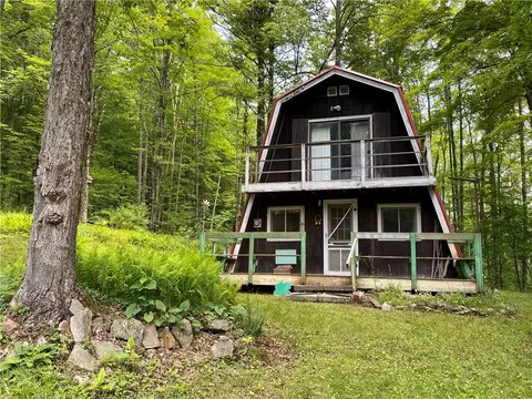 135 Getaway Ln, Wetmore, PA 16735