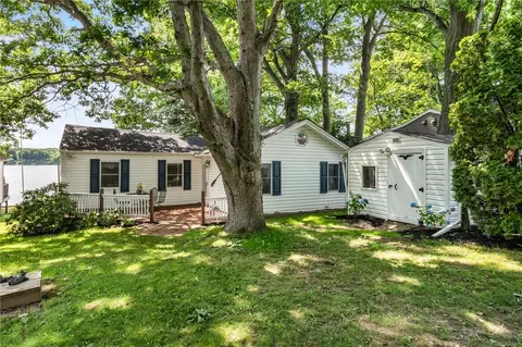 6533 Bonnie Castle Rd, Huron, NY 14590
