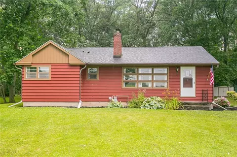 582 Middle Rd, Caledonia, NY 14423