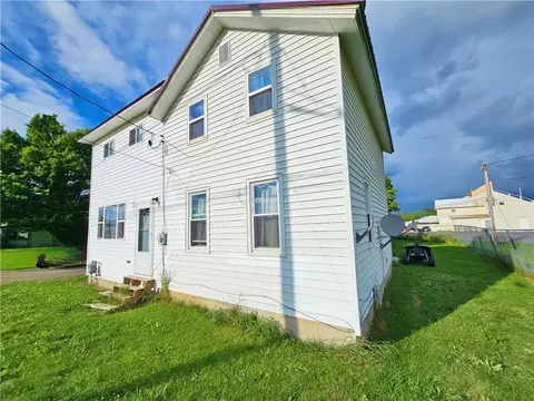 98 Main St, Starkey, NY 14837