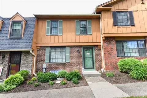 7 Huxley Way, Perinton, NY 14450