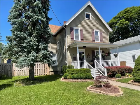 96 Lafayette Ave, Geneva, NY 14456
