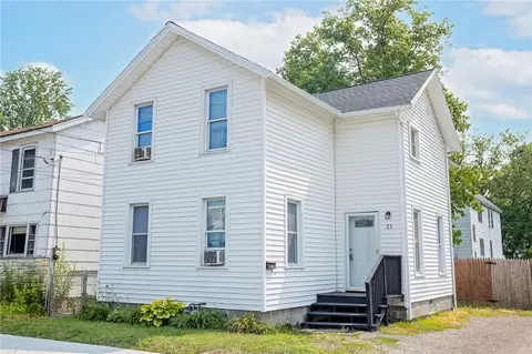 21 Harvester Ave, Batavia, NY 14020