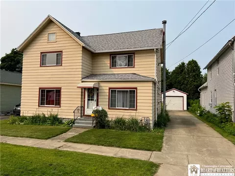 310 Franklin Ave, Dunkirk, NY 14048