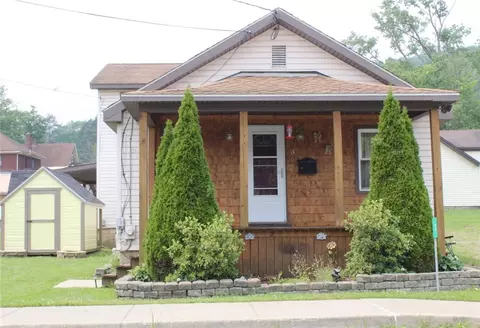 3 Poplin Ave, Bradford, PA 16701