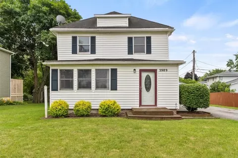 2989 Lyell Rd, Gates, NY 14606
