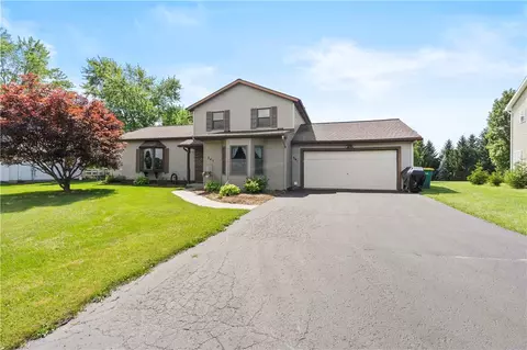 341 Beckwith Rd, West Henrietta, NY 14586