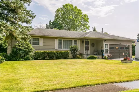 45 Caren Dr, Irondequoit, NY 14622