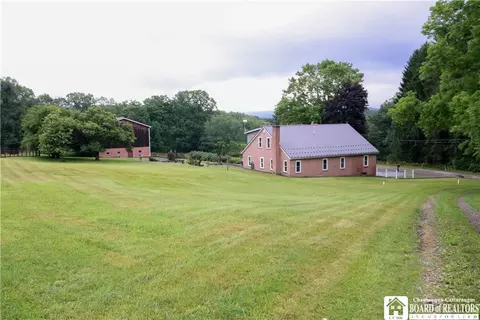 1240 Mee Rd, Poland, NY 14733