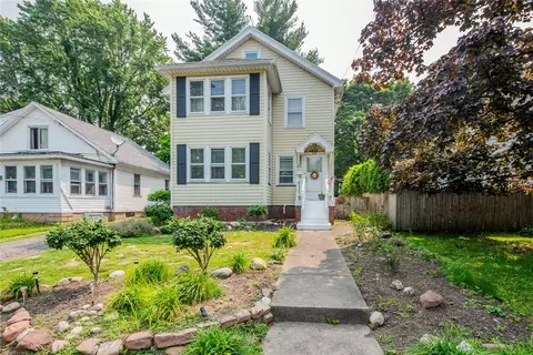4804 Saint Paul Blvd, Irondequoit, NY 14617