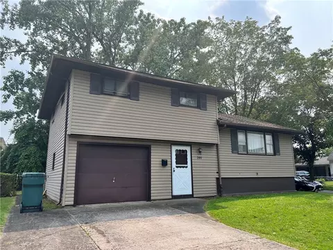 205 Freeland St, Rochester, NY 14606