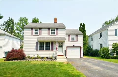 212 Farmington Rd, Rochester, NY 14609