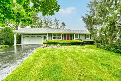 248 Tioga Dr, Greece, NY 14616