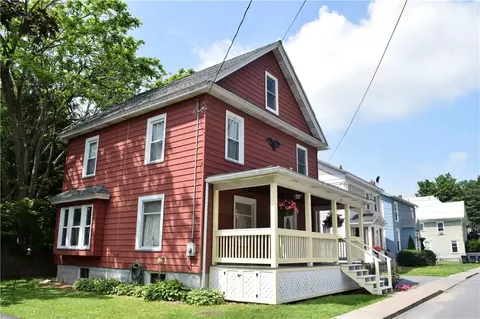 32 Linden Ave, Oneonta, NY 13820
