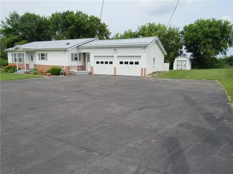11737 Ridge Rd, Huron, NY 14590