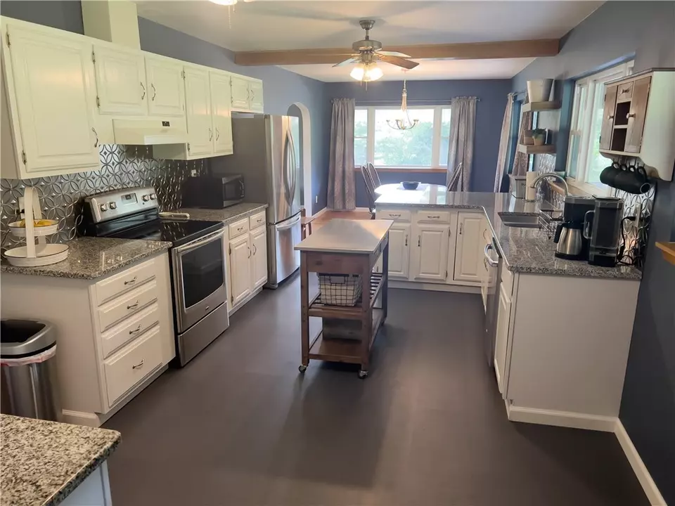  1290 South Ave, Bradford, PA 16701 photo 2