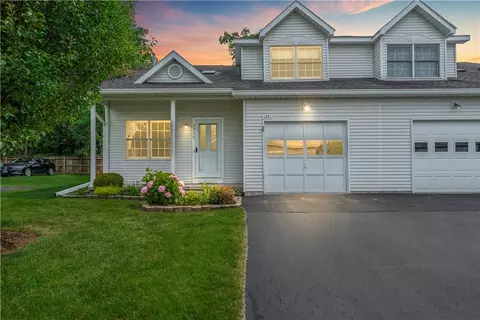 1336 Courtney Dr, Victor, NY 14564