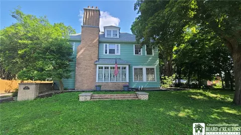 136 Jefferson St, New Albion, NY 14719