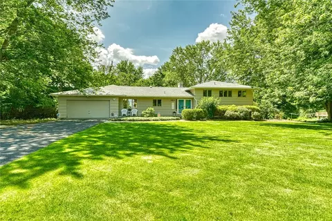 1611 Plank Rd, Webster, NY 14580