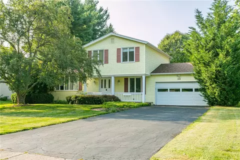 140 Stone Fence Rd, Greece, NY 14626