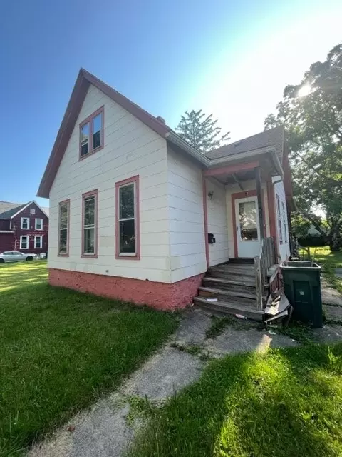 150 Warner St, Rochester, NY 14606