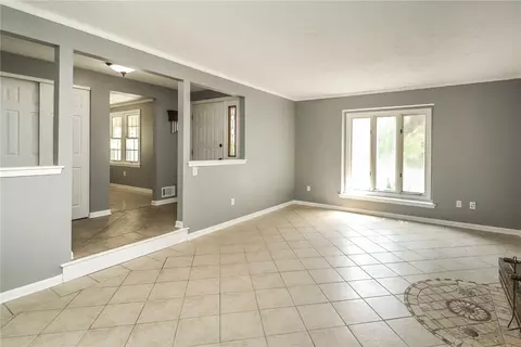 1092 Marigold Dr, Webster, NY 14580 photo 3