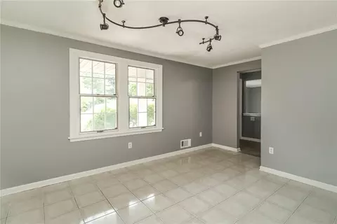 1092 Marigold Dr, Webster, NY 14580 photo 12