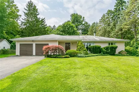 345 Landing Rd N, Brighton, NY 14610