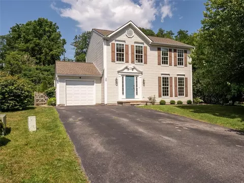 20 Cornflower Dr, Chili, NY 14514