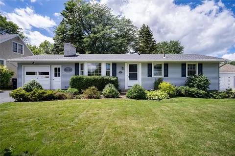 227 Ripplewood Dr, Greece, NY 14616