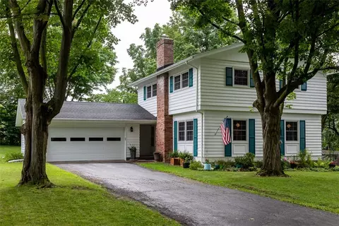 22 Westview Cres, Geneseo, NY 14454