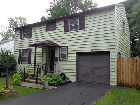 219 Wood Rd, Greece, NY 14626