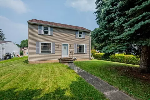 170 Oaklawn Dr, Irondequoit, NY 14617