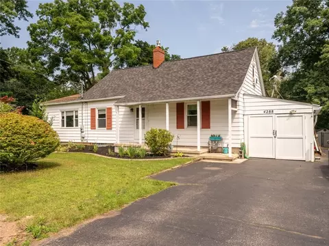 4288 Canal Rd, Ogden, NY 14559