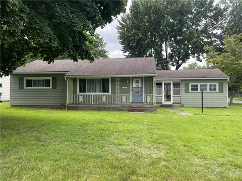 235 Avondale Rd, Irondequoit, NY 14622