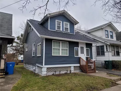 66 Harvest St, Rochester, NY 14605