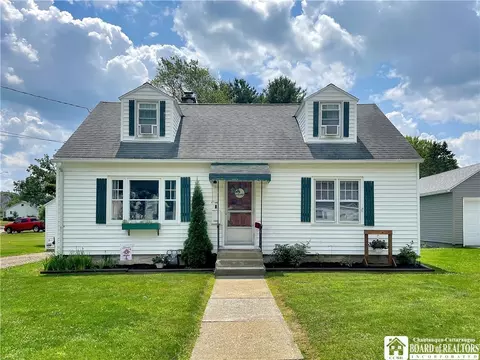 145 Wilton Ave, Jamestown, NY 14701