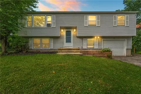 4251 Heather Dr, Marion, NY 14505