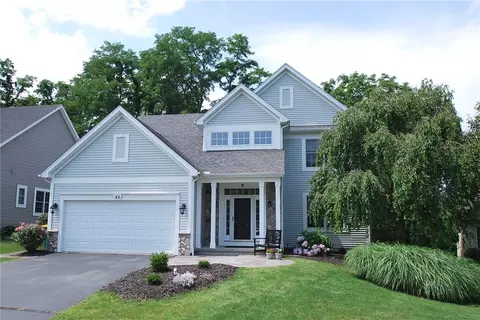 42 Nobleman Ct, Perinton, NY 14450