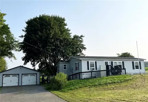 7551 Jackson School Rd, Lyons, NY 14489