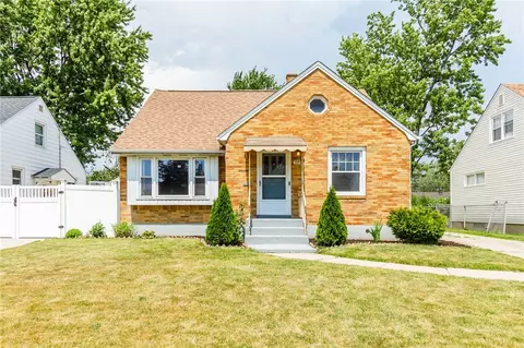 50 Albion Ave, Amherst, NY 14226