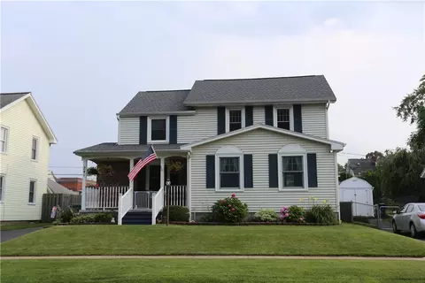 241 Zuber Rd, Irondequoit, NY 14622