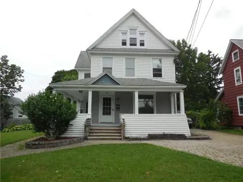 73 Frances St, Auburn, NY 13021