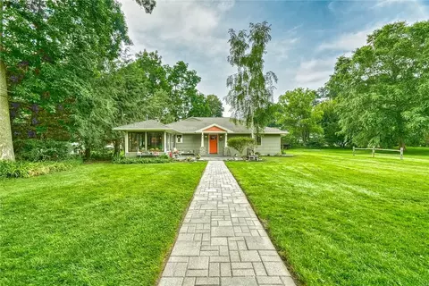 512 Lake Rd, Webster, NY 14580
