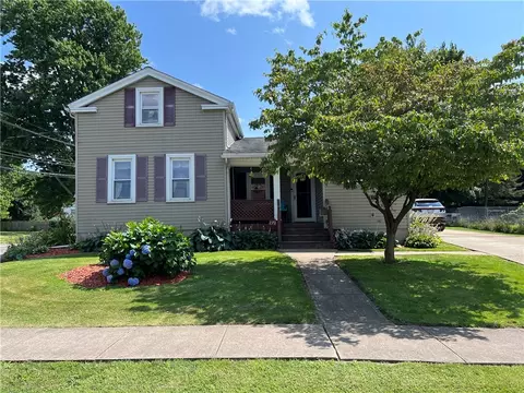 270 E Park St, Albion, NY 14411